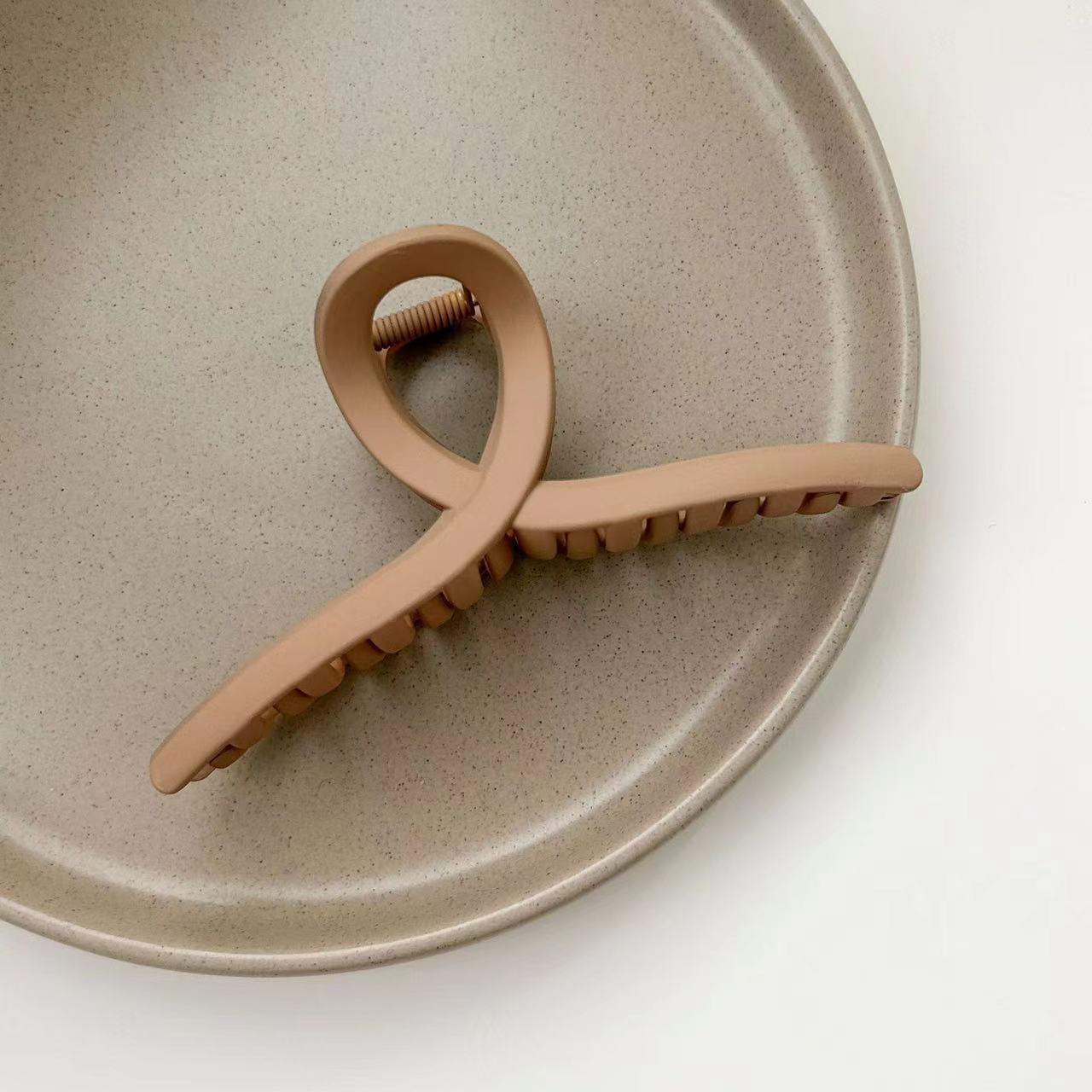 高级感鲨鱼夹发卡网红气质盘发抓夹磨砂发夹女后脑勺头发夹子头饰详情8