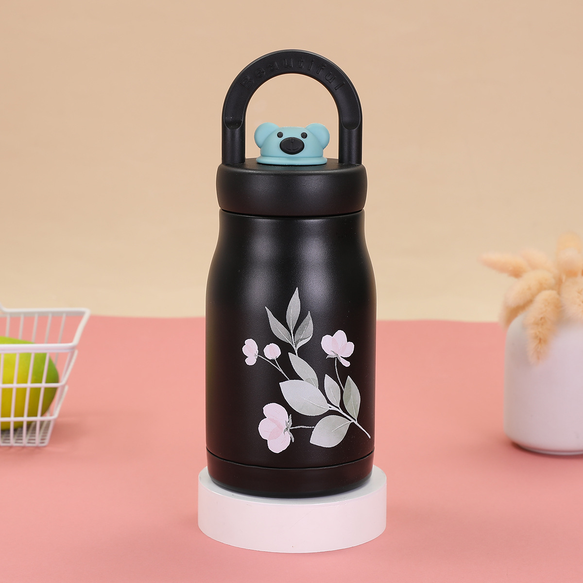 新款316不锈钢保温杯高颜值可乐熊手提壶户外随行便携运动水壶详情7