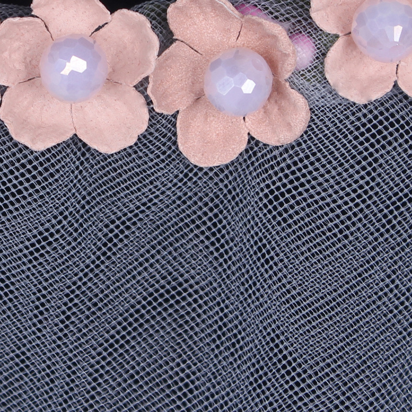 Xinyun Factory Direct sales Bride wedding Fairy veil, forest-style snow tooth small leather flower veil, new flower wreath veil for women pic 7