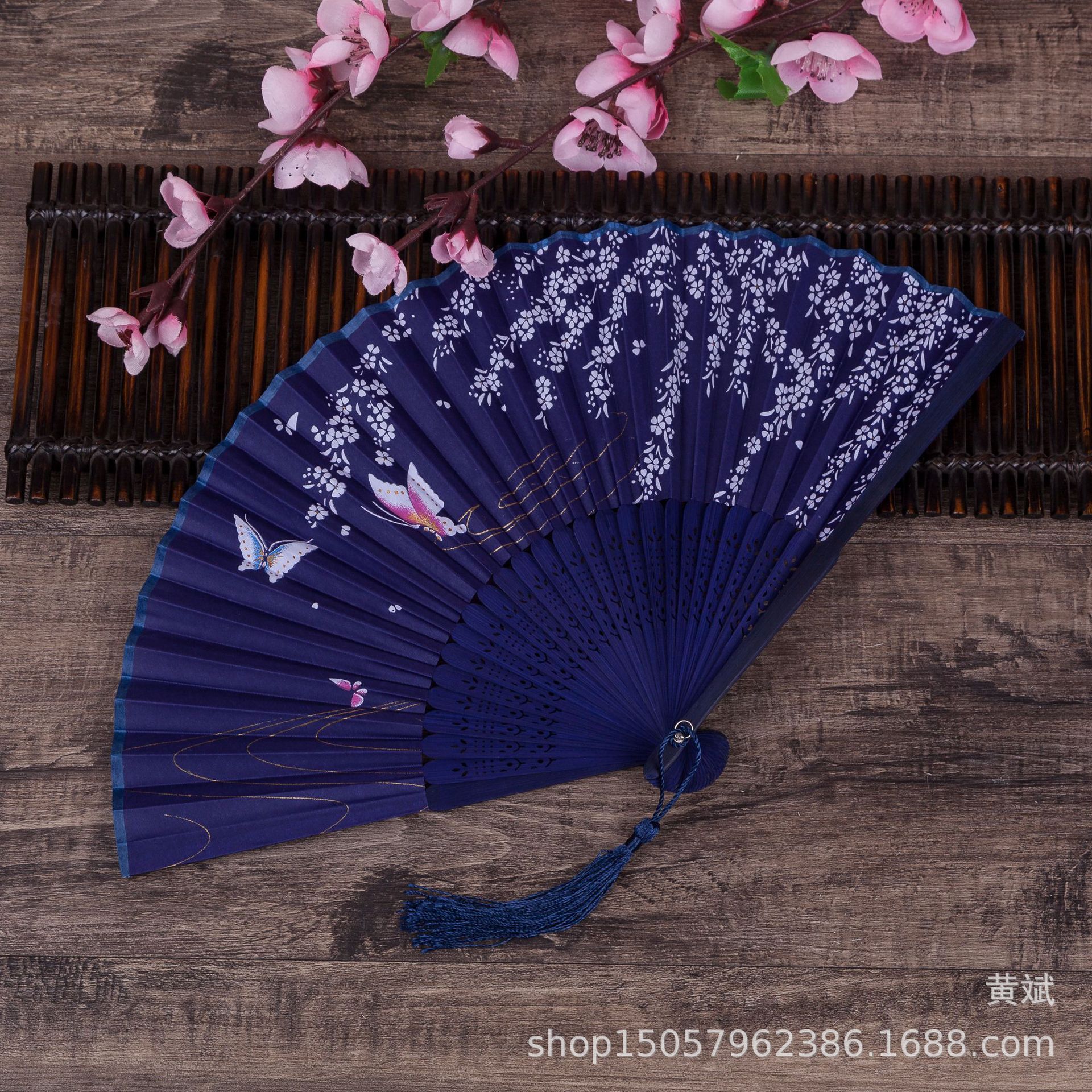 扇子折扇中国风舞蹈扇女夏季折叠扇古装日式小复古布古典古风折扇详情24