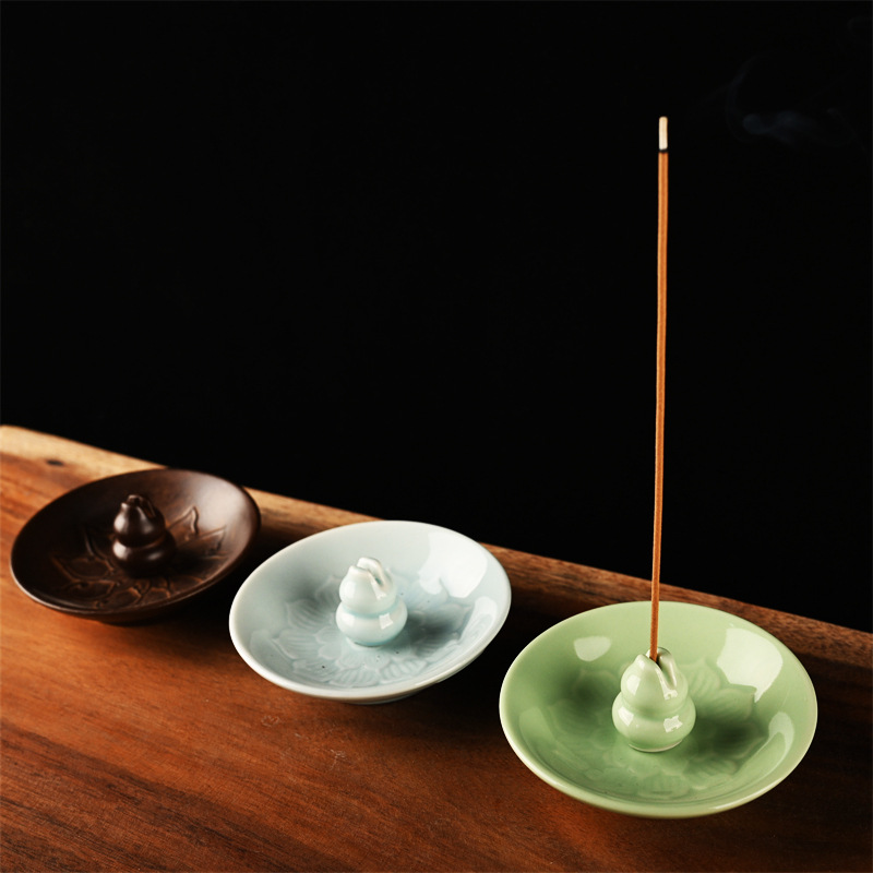 Portable incense stick, celadon incense stick, ceramic incense burner, household indoor agarwood and sandalwood incense burner, simple incense stand pic 1