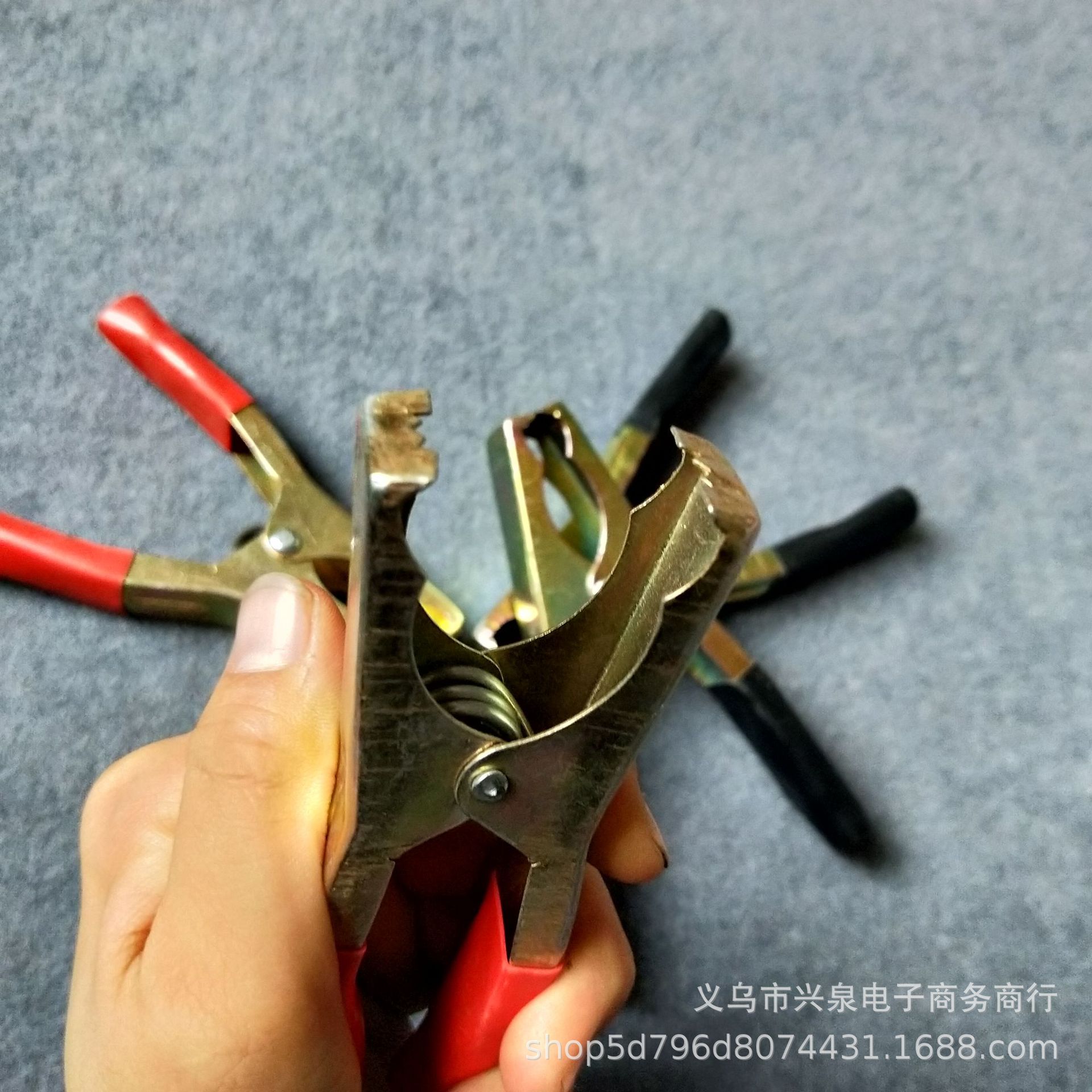 One yuan, two yuan, large battery clips, battery clips, one yuan, hardware tools, one yuan per piece pic 4