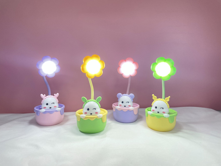 外贸跨境LED小台灯 USB充电卡通铅笔削迷你桌面夜灯 卧室床头灯具 毛绒玩具款式可爱详情3