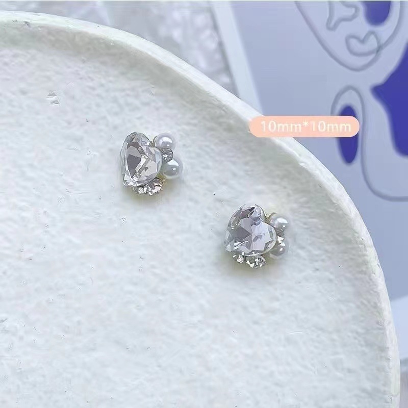 New nail art pile diamond finished product: asymmetrical rectangular heart, fat square axe diamond, super shiny, light luxury, versatile pearl crystal diamond pic 3
