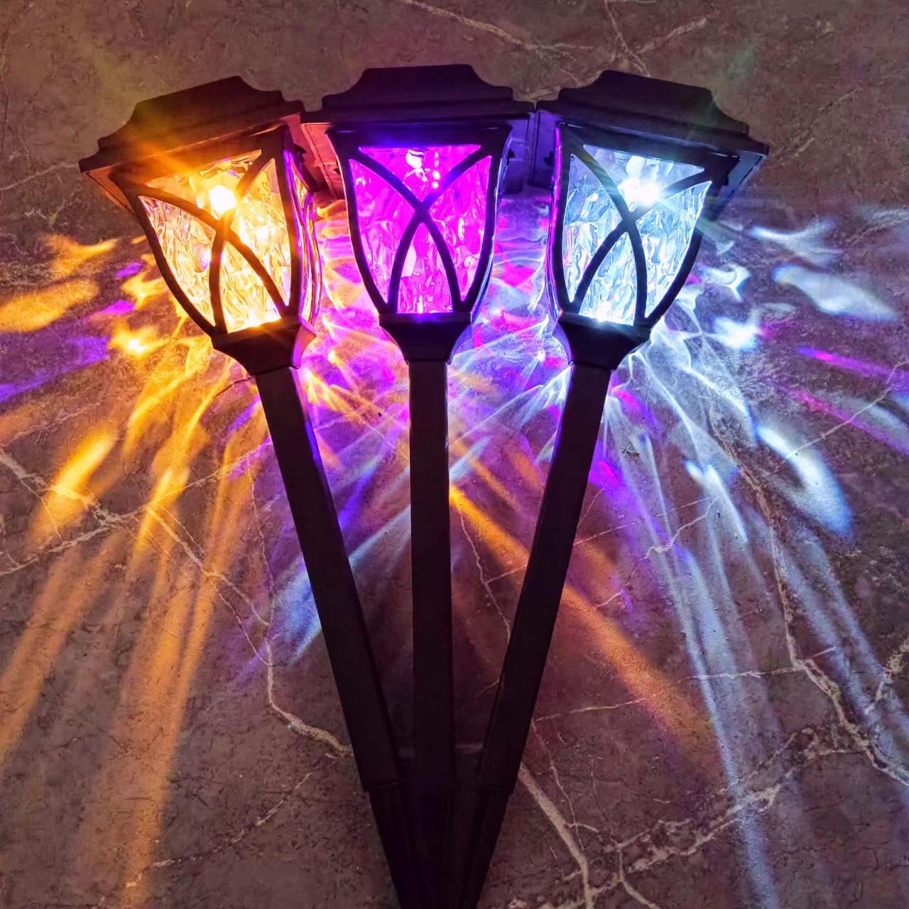 Solar retro grid lamps, lawn lamps, solar lamps, landscape decorative garden lamps, waterproof outdoor Chinese-style lamps pic 1