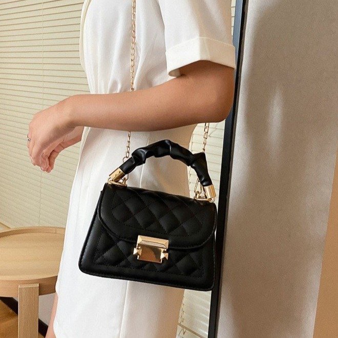流行百搭ins女士包包2024流行韩版潮时尚链条斜挎网红手提小方包详情3