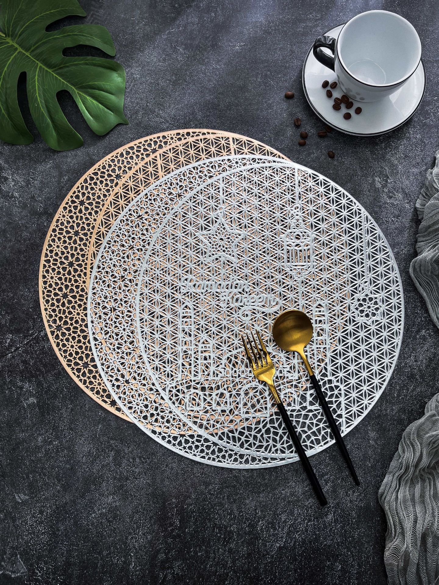 镂空pvc圆形西餐垫 家用餐桌装饰餐垫防烫隔热垫防滑餐具垫餐桌垫详情16