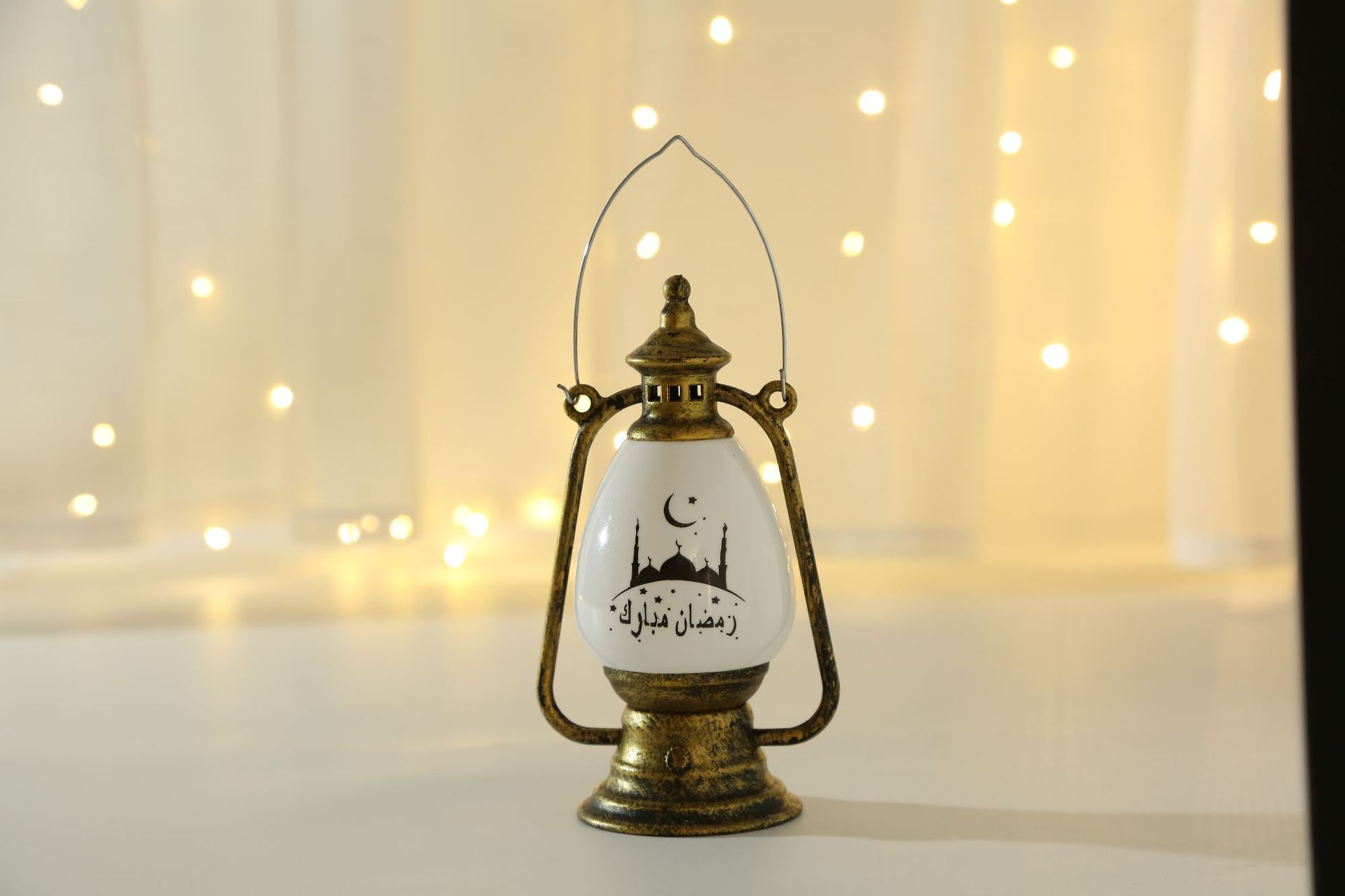 Electronic candles, candlesticks, wind lamps, handicrafts, Arab-style lanterns, study lighting fixtures pic 12