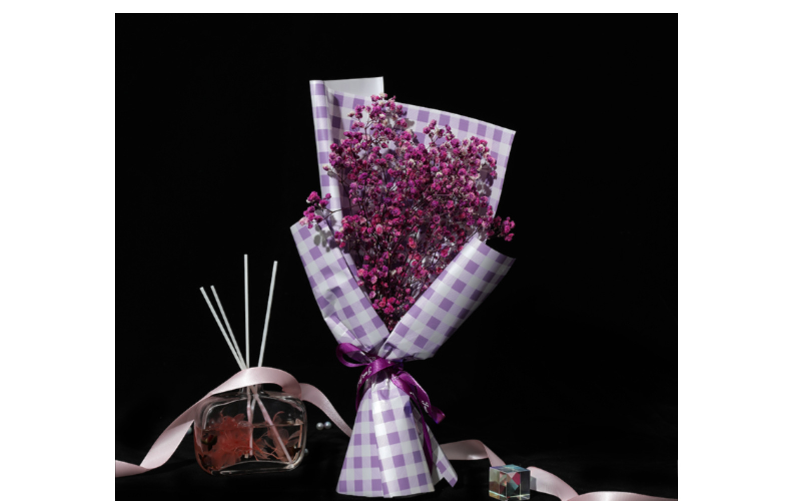 三八节礼物满天星干花花束手提礼品七夕礼品情人节七夕地摊花束详情16