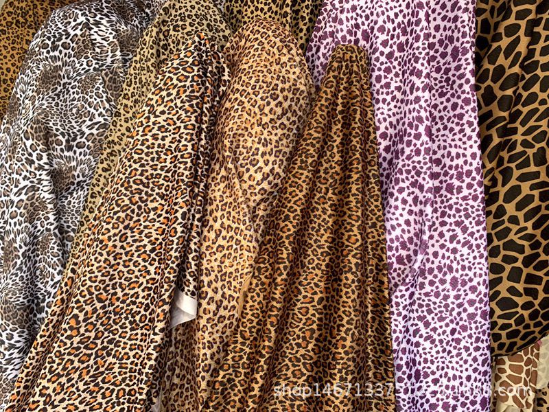 Tiger-striped polyester knitted printed fabric for shoes, hats, various simulation toys, headwear and hair accessories, leopard-striped short plush fabric pic 3