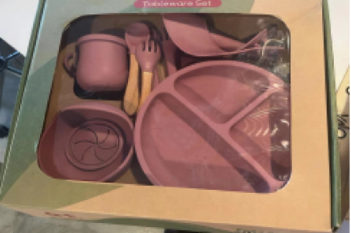 宝宝餐盘分格盘 婴儿吸盘食品级硅胶碗餐具套装 儿童辅食硅胶餐盘详情12