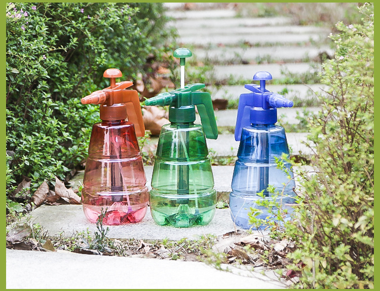 气压式压力喷壶塑料喷雾器喷水壶洒水壶浇花洗车用详情8