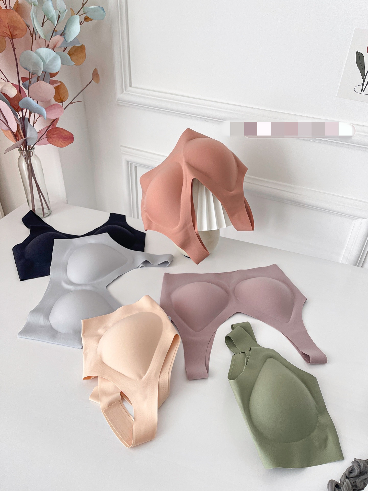 Yundo una pieza de ropa interior para mujeres deporte cómodo moda envoltura de pecho sin marcas sin aros belleza espalda sujetador de cierre para mujeres pic 22