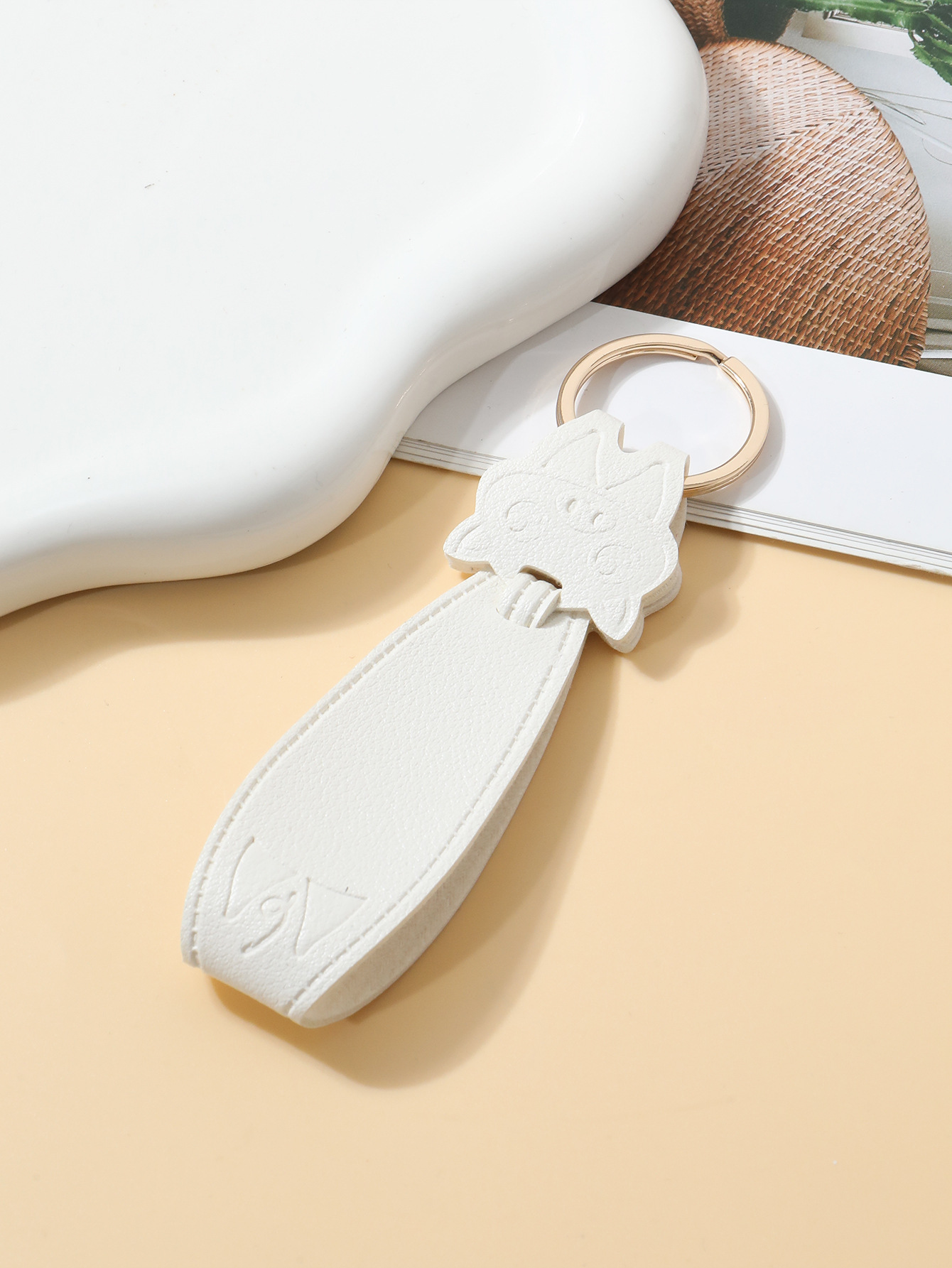 PU皮革小猪钥匙扣创意简约钥匙链男女汽车皮质通用金属挂件详情9