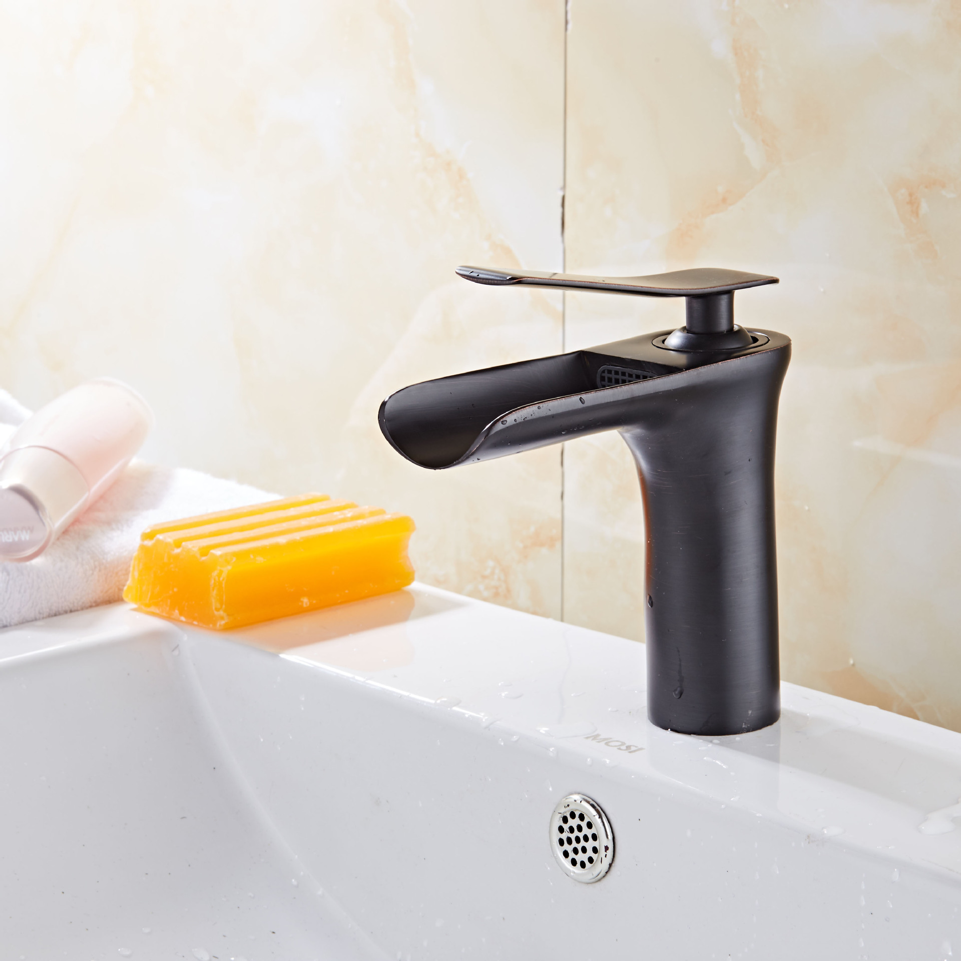 Direct sales of European-style antique all-copper black faucets. All-copper European-style antique cold and hot basin faucets and waterfall faucets pic 37