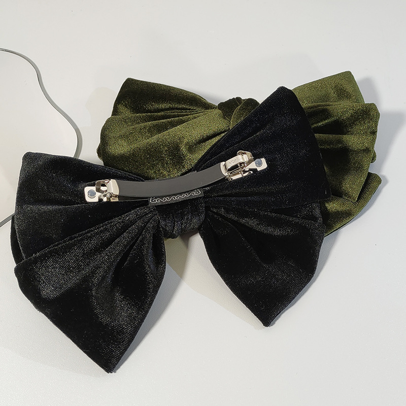 Korean retro autumn and winter hair clips, back of the head spring clip top clip, fashionable and elegant, trendy bow velvet headwear pic 9