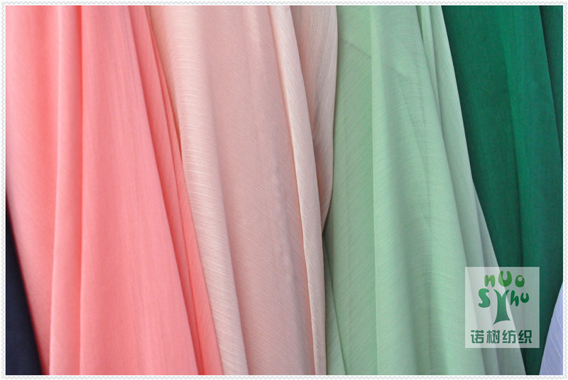 Wholesale of national trend polyester clothing fabric, skirts, headwear, hair accessories, toys, lining cloth, scarves, Hanfu, crinkled chiffon and crinkled fabric pic 4