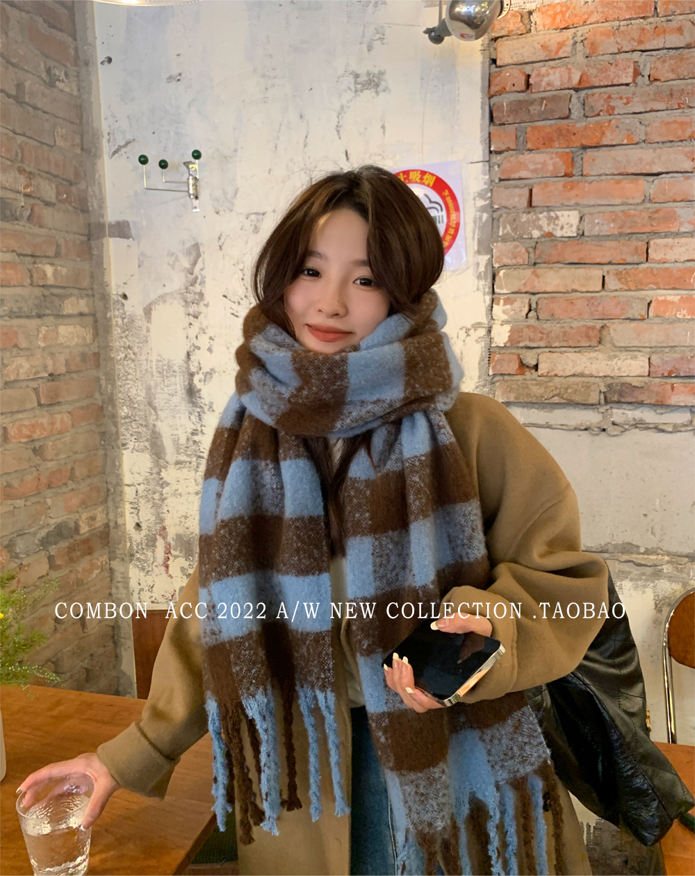 The long checkered faux cashmere scarf worn by Yu Shuxin is a Korean winter student thickened scarf that has become a popular choice for women to keep warm pic 9