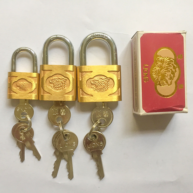 Die-cast copper padlock pic 2