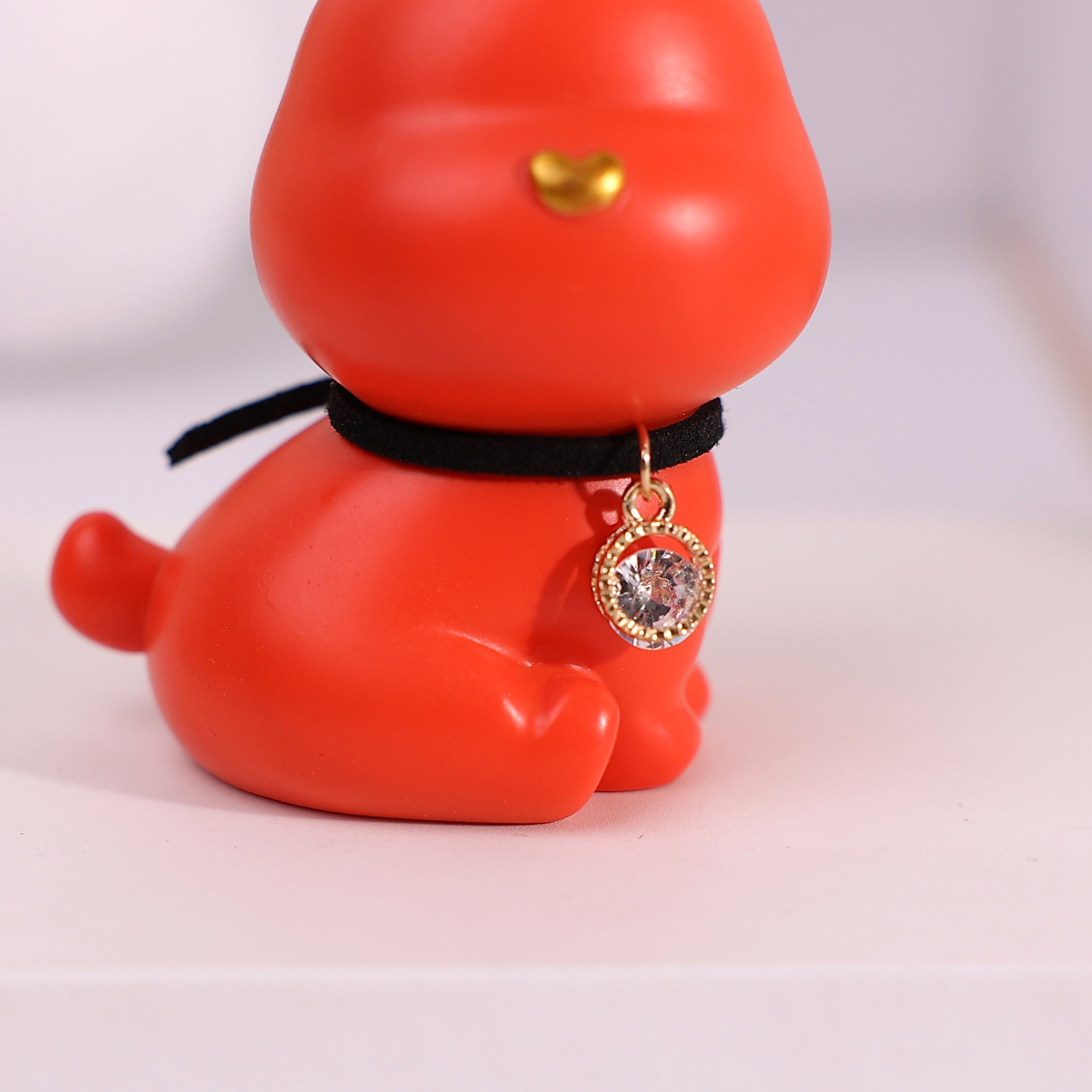 Creative cartoon abstract rabbit car ornaments, cute couple resin table decoration decorations, as gifts for best friends and best friends pic 8