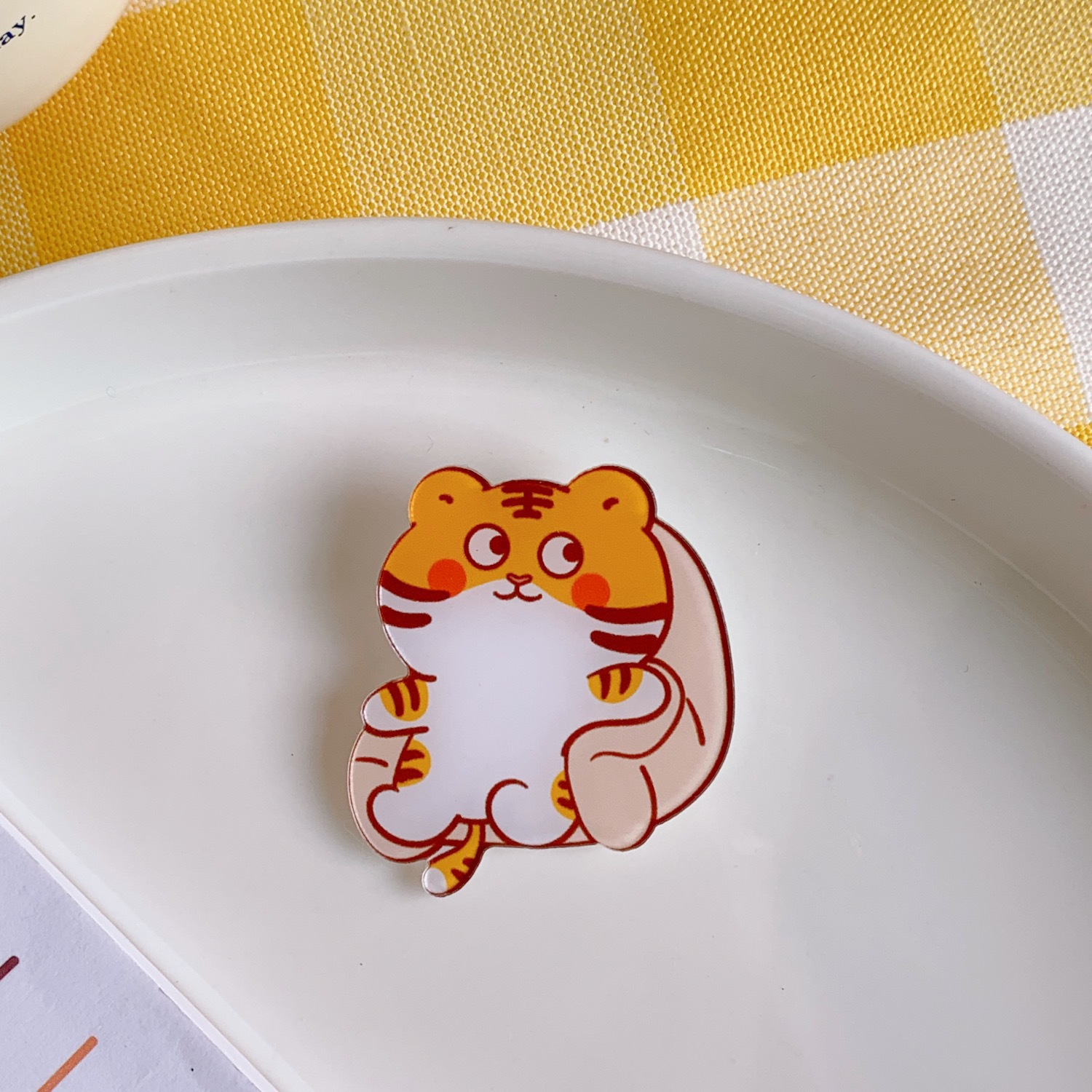 ins风潮可爱甜美小老虎亚克力胸针包包服装装饰配饰卡通创意徽章详情37