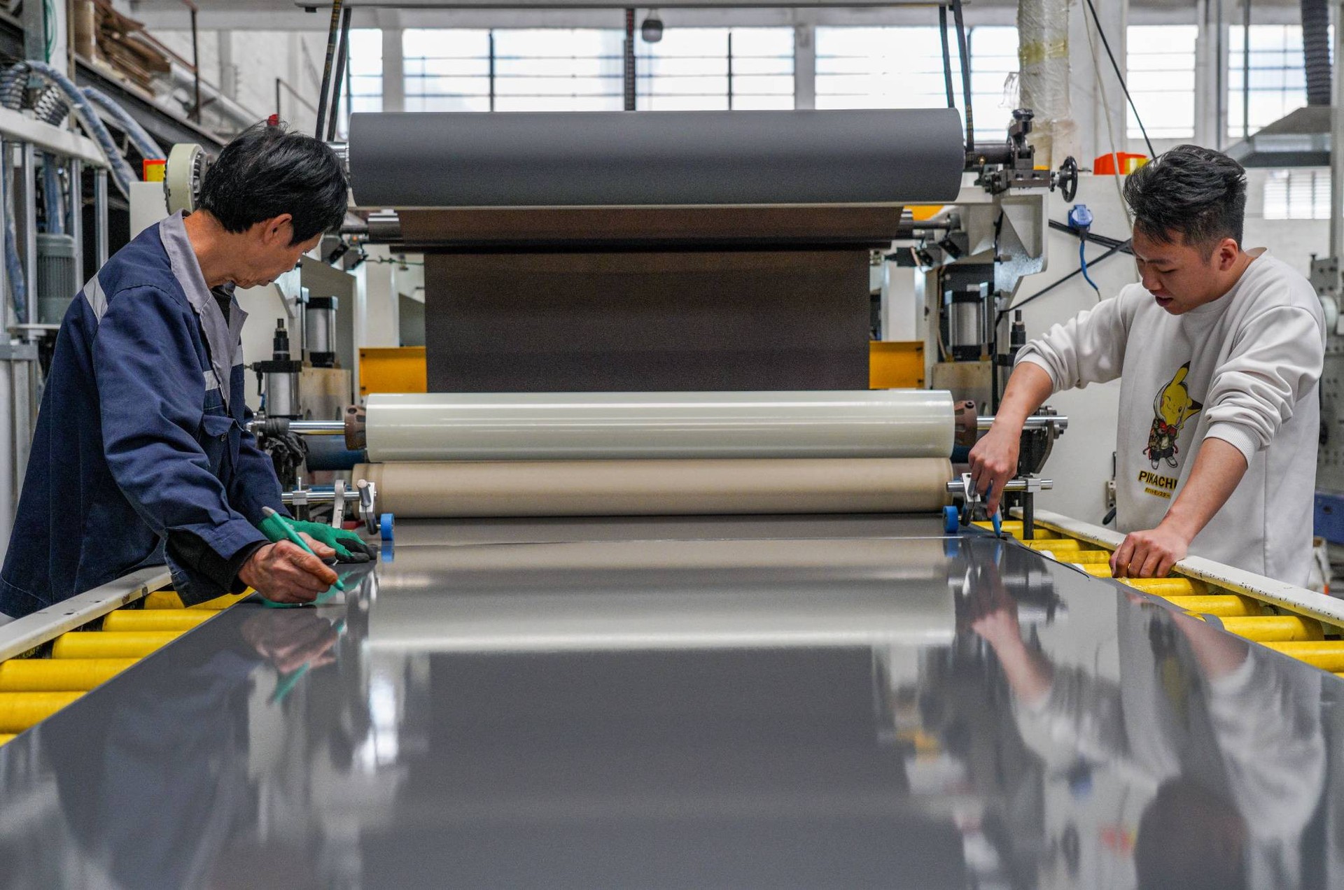 碳晶板木饰面墙板防水防潮集成墙板背景墙装饰室内装修护墙板工厂详情4