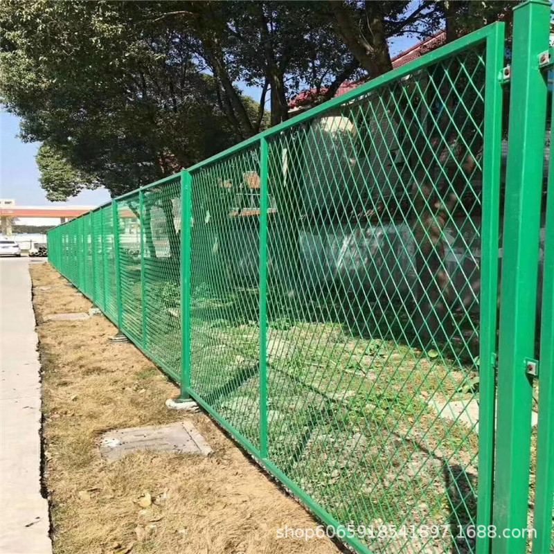 Chengdu expressway frame guardrail net manufacturer, Chengdu fence net manufacturer, dipped plastic isolation net protective net manufacturer pic 12