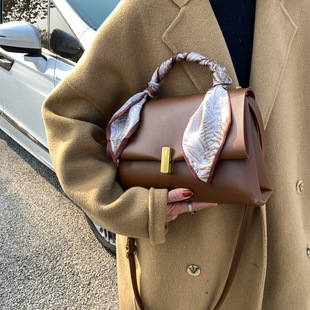 Lychee pattern platinum bag 2021 new style Kelly bag for brides, wedding bags and women, large capacity hand-held bag, shoulder crossbody, soft surface pic 7