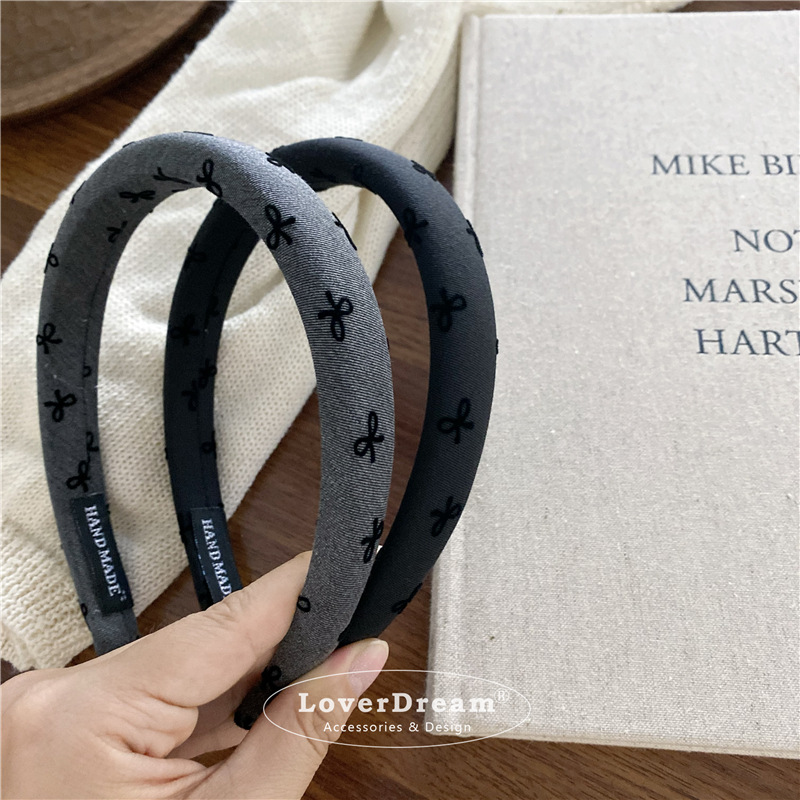 A new high-quality black polka dot heart-shaped bow headband from South Korea, sweet and fashionable headband, versatile hair accessory pic 16