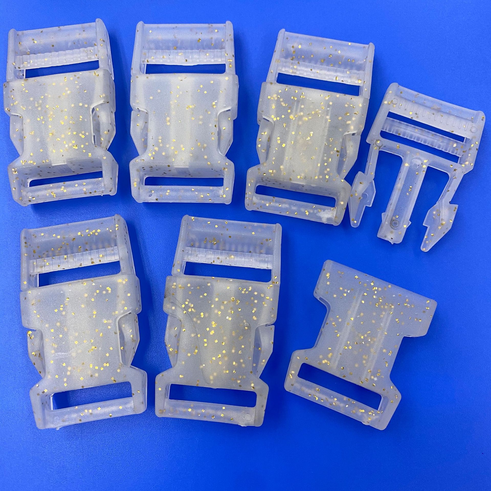 Semi-transparent golden powder-coated plastic buckles, bag webbing, and backpack buckles can be produced as per requirements pic 9