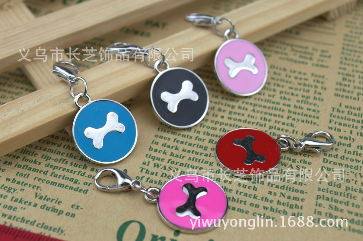 Pet zinc alloy bone pendants, exquisite and elegant pet dog tags, outdoor anti-loss pet store cat tags wholesale pic 11