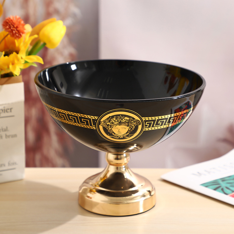 A new European-style black ceramic fruit plate for the living room table. The golden head fruit plate is an elegant and personalized light luxury ceramic decorative item pic 5
