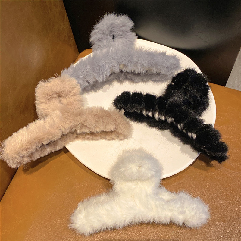 2023新款秋冬毛绒后脑勺发抓夹 网红毛绒可爱优雅鲨鱼夹发夹头饰详情12