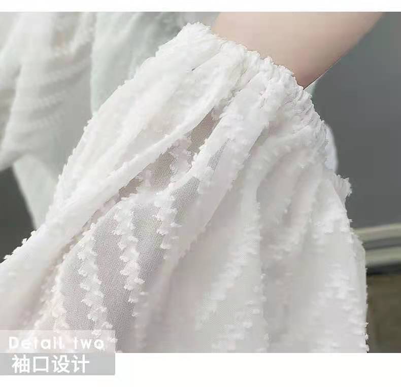 The 2021 new early spring style chiffon top with a large size and a stylish European look is ethereal and slimming, covering the belly pic 3