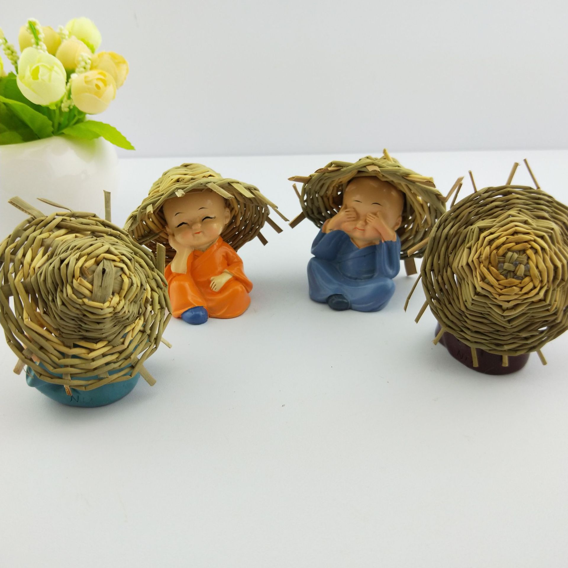 草帽和尚汽车小摆件  家居树脂工艺品装饰摆件 新款创意草帽和尚详情4