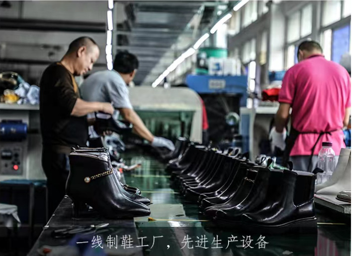 轻奢小众跨境法式复古2024春夏新款女鞋时尚外穿粗跟软底潮流凉鞋详情47