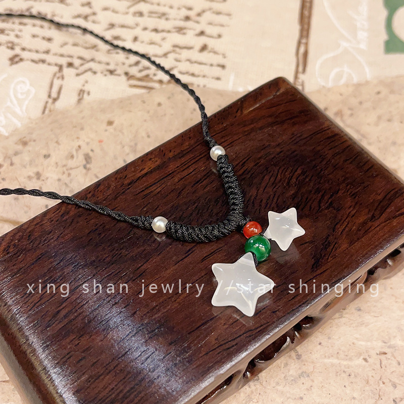 This simple new Chinese-style retro Zen-inspired necklace is versatile and elegant. It features a niche ethnic collarbone chain with an ancient design sense as an accessory pic 24