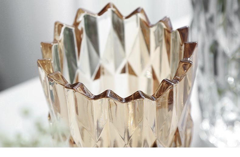 Simple thickened crystal glass vase with serrated mouth, starry sky, water-grown lily, flower arrangement, crystal glass shared vase, living room dining table, home ins decoration pic 14