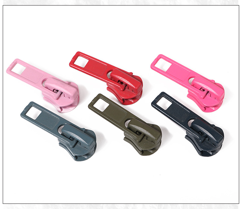 Wholesale of No. 5 automatic zipper pulls, colored metal zipper pulls, clothing, bags, shoes and boots accessories, zipper pulls pic 5