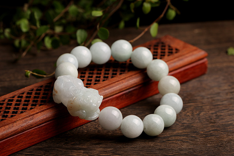 Natural jade and jade PI Xiu bracelet for couples, A genuine hand-woven jade PI Xiu bracelet pic 12