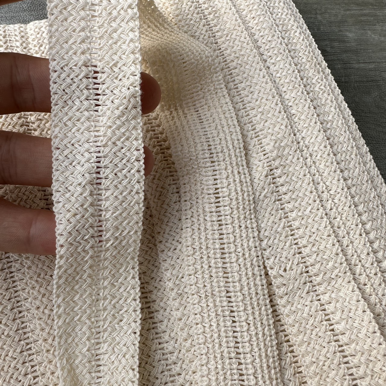 工厂直销现货2.0cm花边辅料涤棉包边衣服衣襟领口袖口裙摆围边详情13