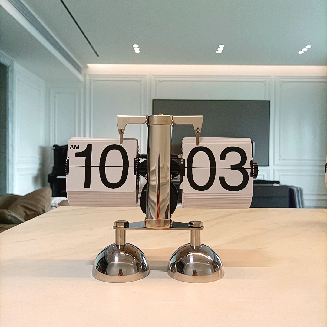 Factory direct sales of European-style automatic page-turning clocks, retro and simple home living room table clocks, small balances, mechanical page-turning clocks pic 15
