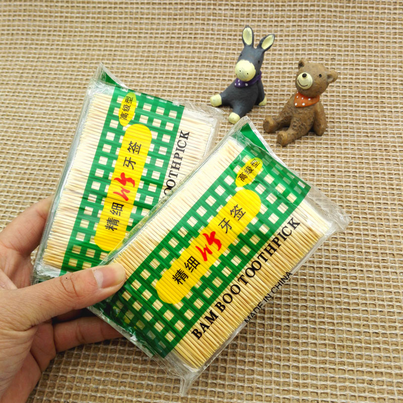 D1343 Fine bamboo toothpicks, post-meal toothpicking tools, bamboo toothpick floss, wholesale in Yiwu 2-yuan two-yuan store pic 1