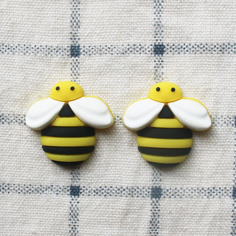 Accesorios de PVC tocados de abejas de dibujos animados accesorios de bricolaje accesorios para niños horquillas crema goteo pegamento casos de teléfono parches pic 7