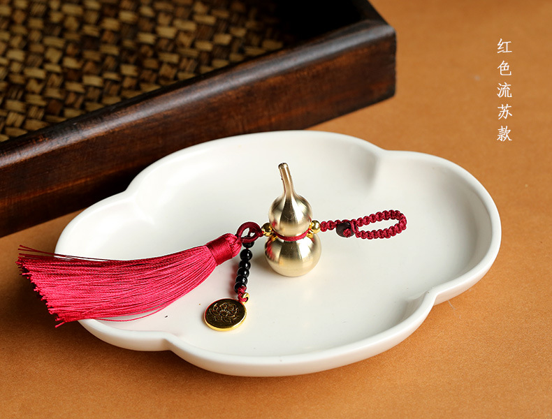 Brass gourd hand-woven lanyard, keychain pendant, car tassel style, personalized and creative schoolbag hanging decoration for men and women pic 7