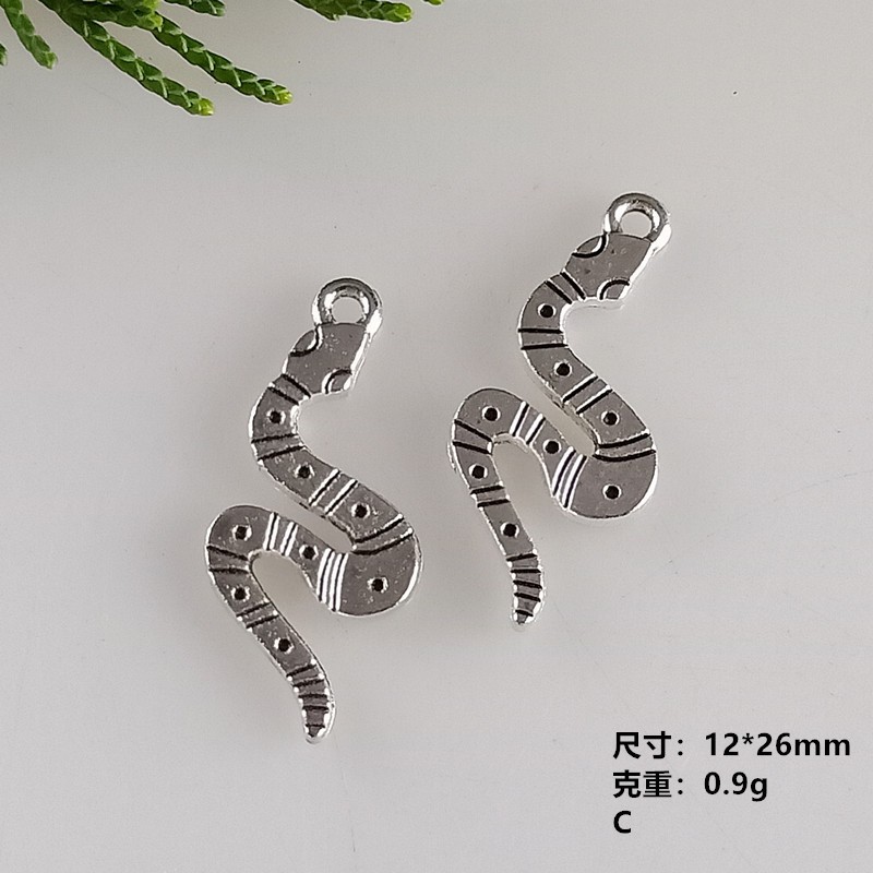 厂家批发多款DIY复古合金挂件吊坠 手工制作项链合金饰品配件批发详情4