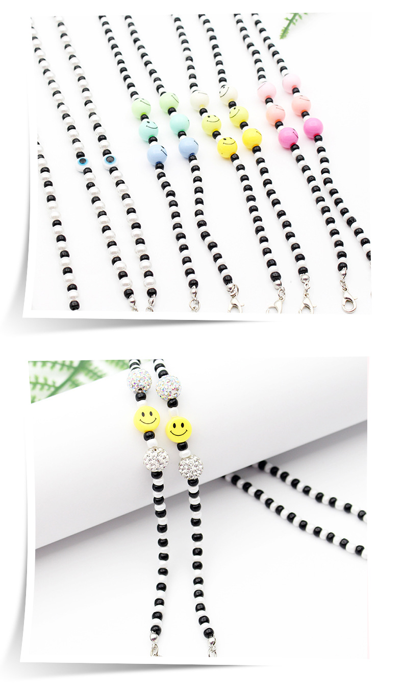 跨境眼镜链高级感欧美新款时尚笑脸串珠项链亚克力口罩链防掉挂绳详情6