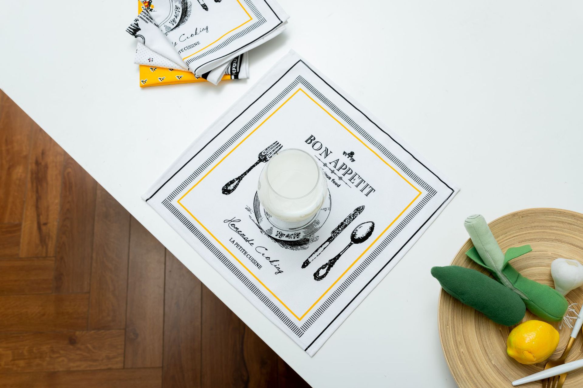 Nordic-style tea towels, placemats, cotton and linen fabric napkins, square home anti-slip napkins, cross-border food background cloth pic 44