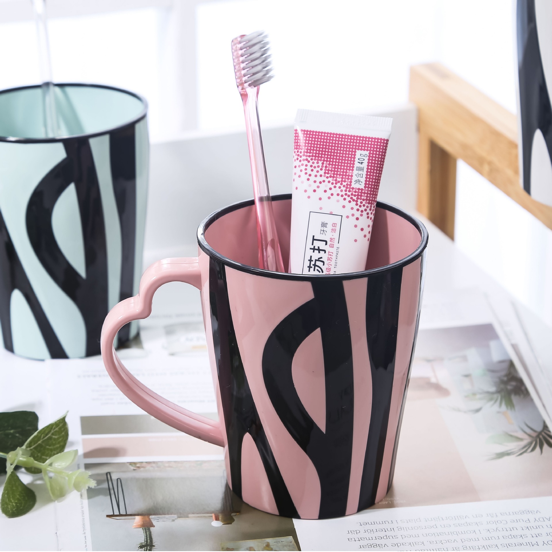 Jinshang Creative Simple Washbasin Cup, Student Mouthwash Cup, Household Brushing Cup, Simple flower Toothpick cup pic 4