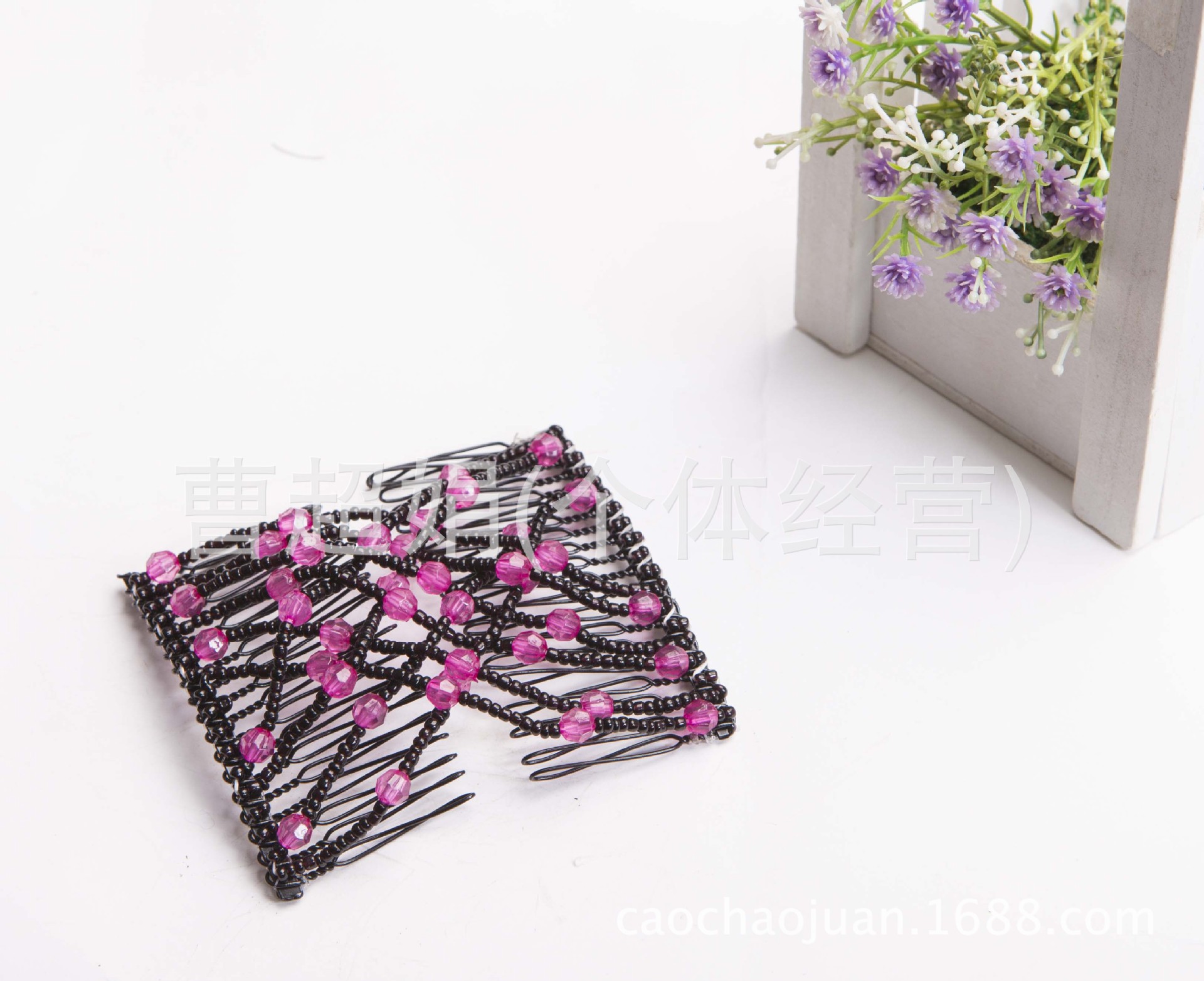 Cross-border interlocking hair combs for women, European style, fashionable pearl acrylic hair combs, new beaded and versatile hair styling equipment in stock for wholesale pic 5